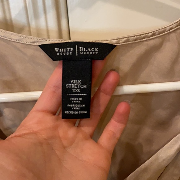 White House Black Market Top - Picture 2 of 3